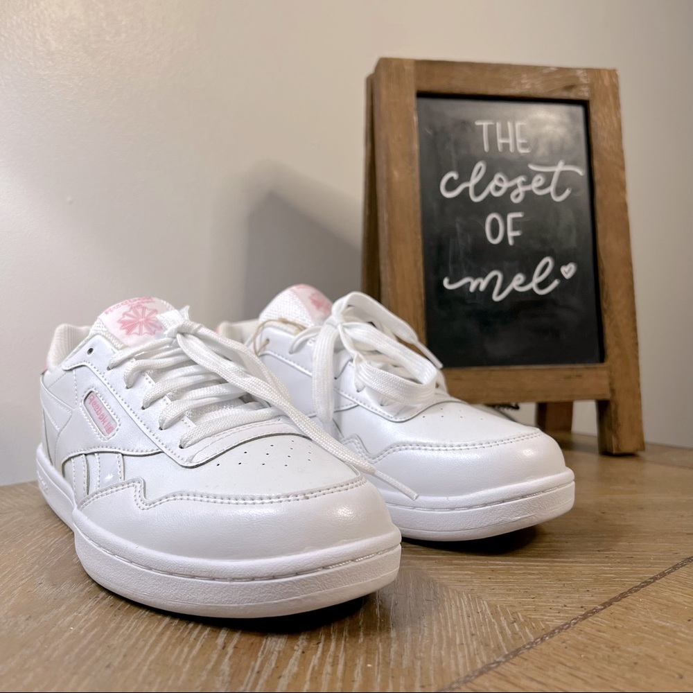 White & Pink Reebok Classic Shoes *READ DESCRIPTION*